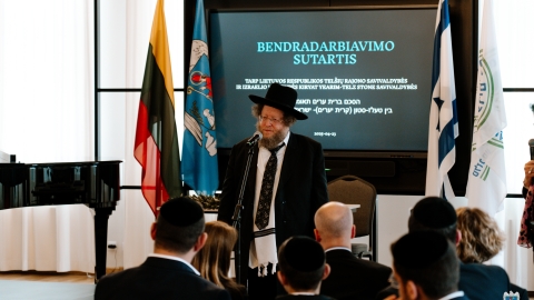 Bendradarbiavimo sutarties pasirašymas-82.jpg